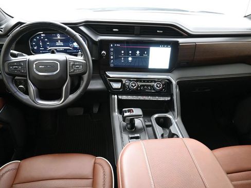 Used 2026 GMC Sierra 1500 Denali Ultimate AWD/4WD image 6