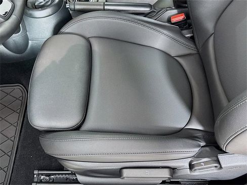 Used 2024 MINI Cooper S image 21