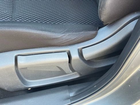 Used 2019 Nissan Rogue Sport S AWD/4WD image 13