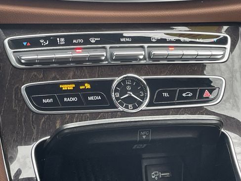 Used 2019 Mercedes-Benz E 450 Cabriolet image 41