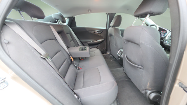 Used 2025 Chevrolet Malibu LT FWD image 26