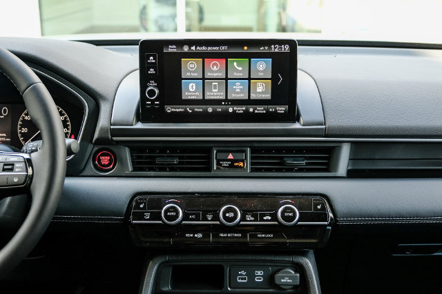 New 2025 Honda Pilot Touring image 17