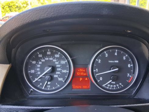 Used 2015 BMW X1 sDrive28i RWD image 16