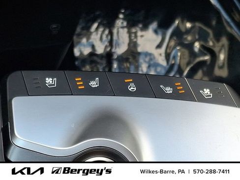 Certified 2023 Kia EV6 Wind image 28