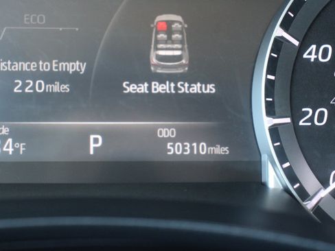 Used 2022 Toyota Highlander Platinum AWD/4WD image 33