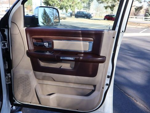 Used 2017 RAM 3500 Laramie image 26