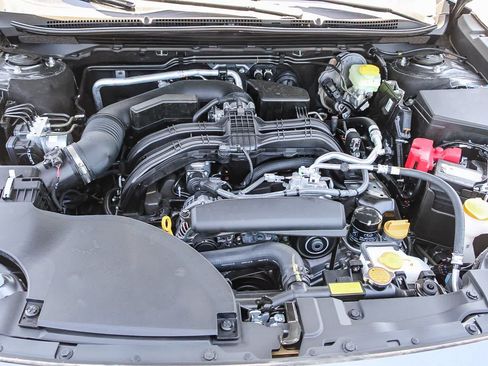 Used 2025 Subaru Outback Premium AWD/4WD image 26