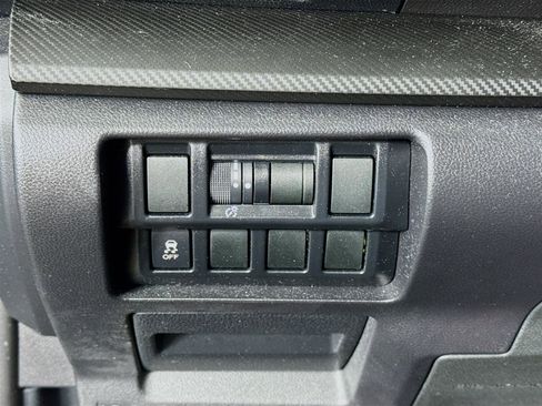 Used 2020 Subaru Impreza 2.0i image 11