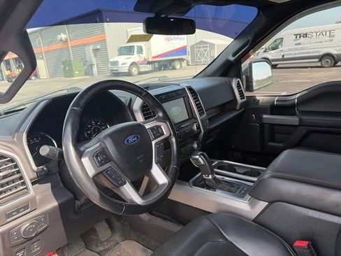 Used 2018 Ford F150 Platinum w/ Equipment Group 701A Luxury AWD/4WD image 6