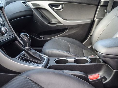 Used 2014 Hyundai Elantra Limited image 20