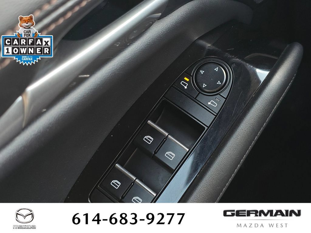 Used 2025 MAZDA MAZDA3 s FWD image 27