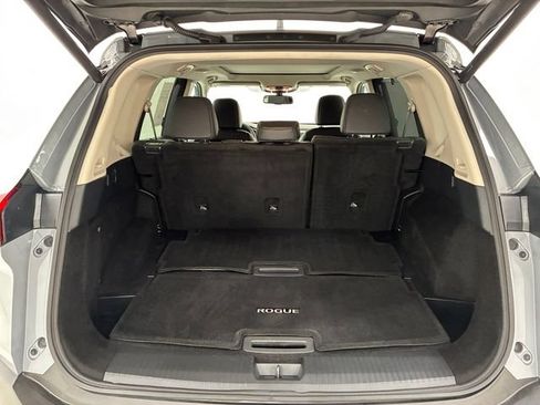 Used 2021 Nissan Rogue SL AWD/4WD image 17