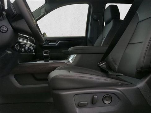 New 2026 GMC Sierra 1500 SLT w/ SLT Premium Plus Package image 9