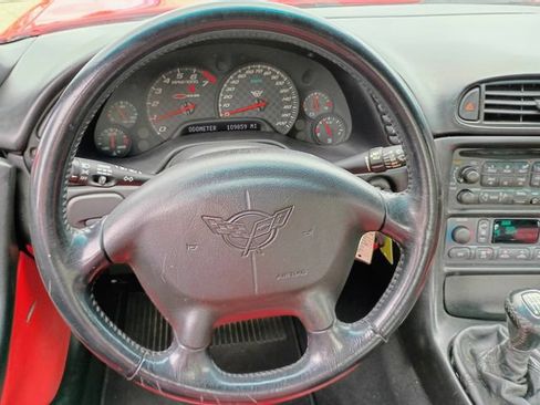Used 2001 Chevrolet Corvette Z06 w/ Memory Pkg RWD image 35