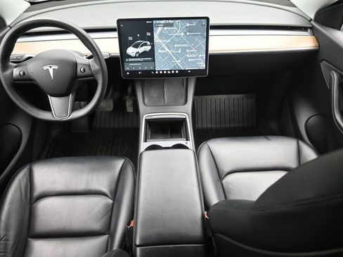 Used 2021 Tesla Model Y Long Range AWD/4WD image 12