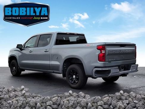 Used 2023 Chevrolet Silverado 1500 LT AWD/4WD image 4