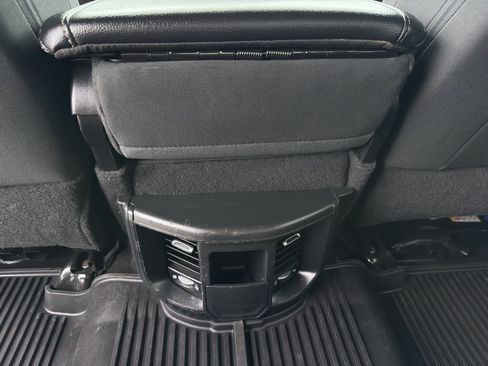 Used 2022 RAM 3500 Tradesman AWD/4WD image 32