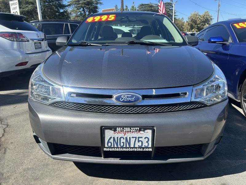 Used 2010 Ford Focus S FWD image 2
