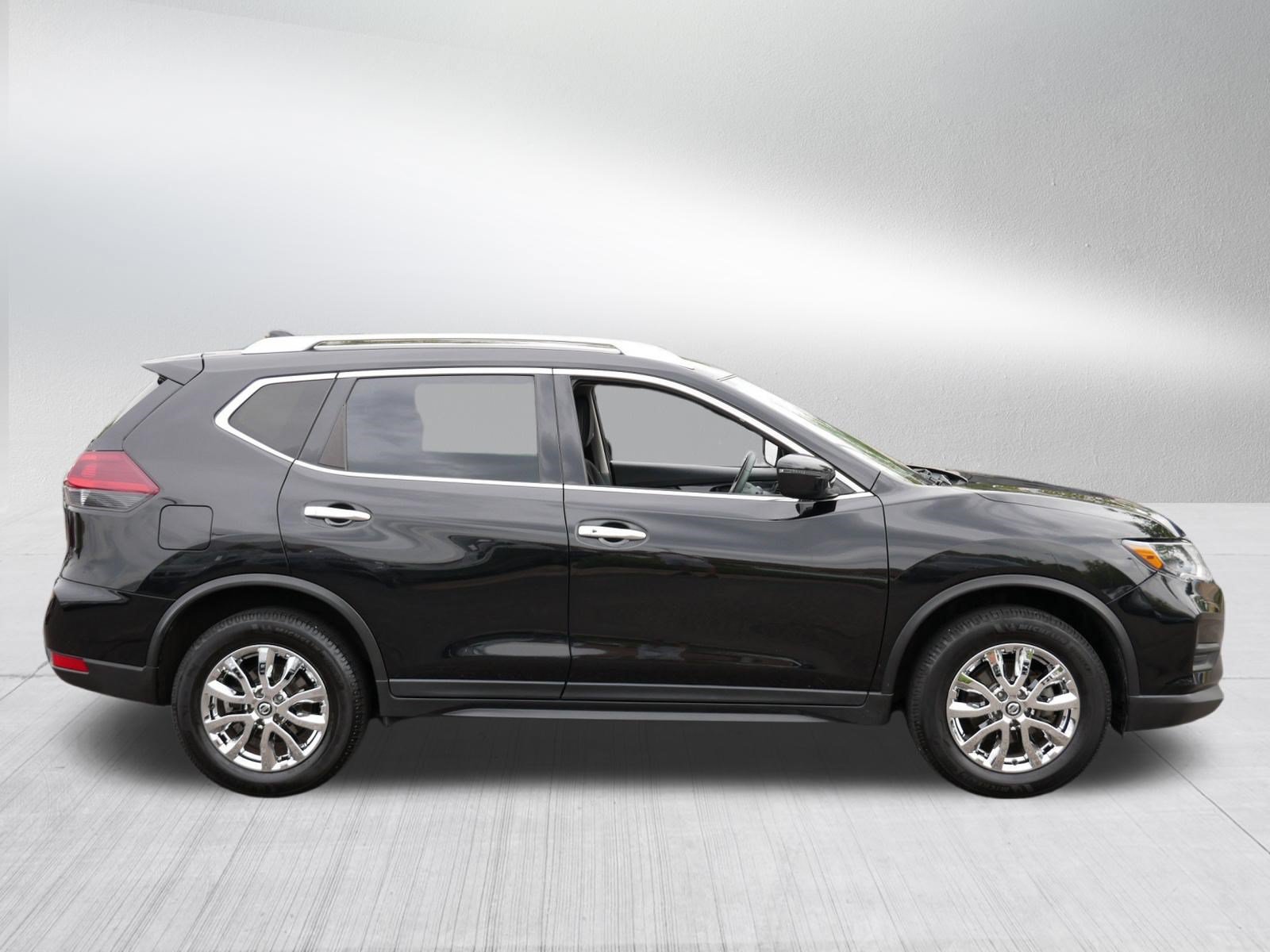 Used 2020 Nissan Rogue SV AWD/4WD image 8