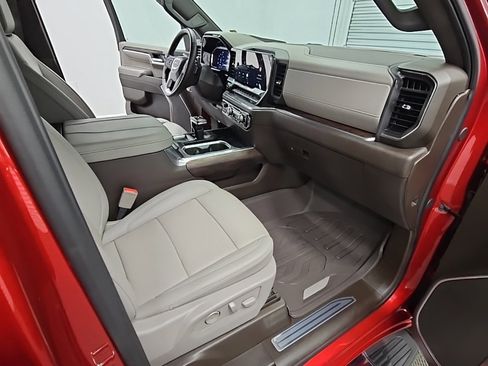 Used 2024 GMC Sierra 1500 SLT w/ SLT Premium Plus Package image 38