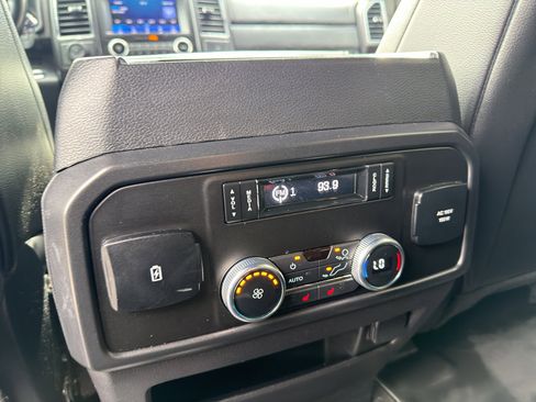 Used 2021 Ford Expedition Limited AWD/4WD image 19
