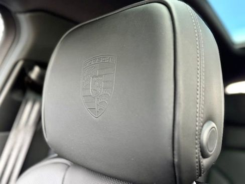 New 2026 Porsche Macan image 33