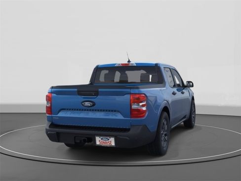 New 2025 Ford Maverick XLT w/ XLT Luxury Package image 8