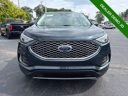 Used 2024 Ford Edge SEL w/ Convenience Package