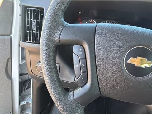 Used 2024 Chevrolet Express 3500 LT w/ LT Preferred Equipment Group RWD image 22