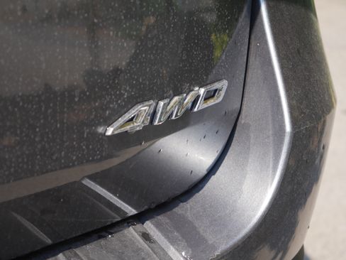 Used 2026 Ford Explorer Active AWD/4WD image 21