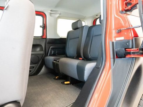 Used 2005 Honda Element EX image 8