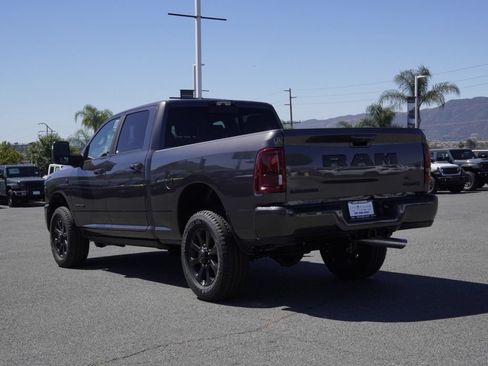 New 2026 RAM 2500 Laramie AWD/4WD image 6