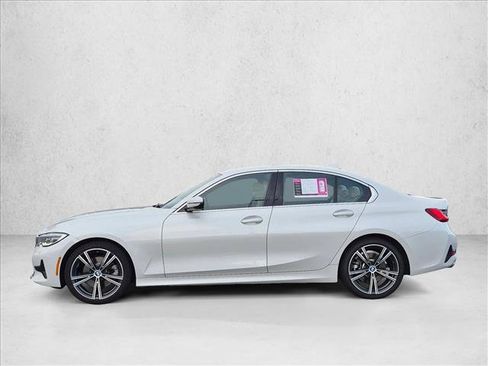 Used 2021 BMW 330i Sedan w/ Premium Package RWD image 9