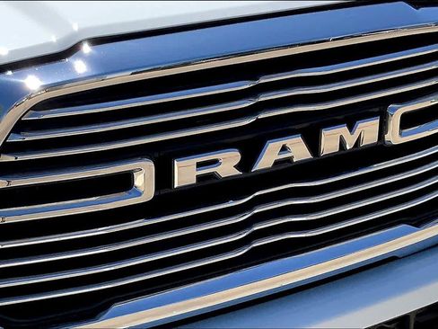 Used 2024 RAM 2500 Laramie image 29