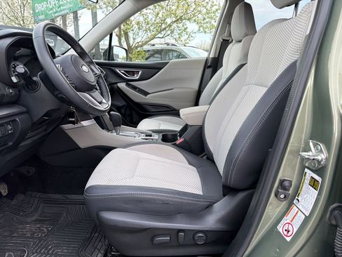 Used 2019 Subaru Forester Premium w/ All-Weather Package AWD/4WD image 20