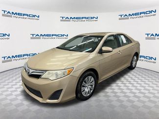 Used 2012 Toyota Camry LE FWD video 1