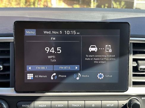 Used 2023 Hyundai Venue SEL w/ Cargo Package image 27