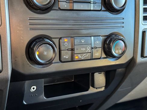 Used 2017 Ford F250 XL w/ Power Equipment Group image 30