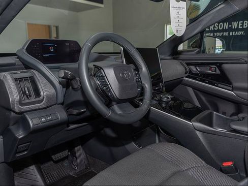Used 2024 Toyota bZ4X AWD w/ Weather Package image 27
