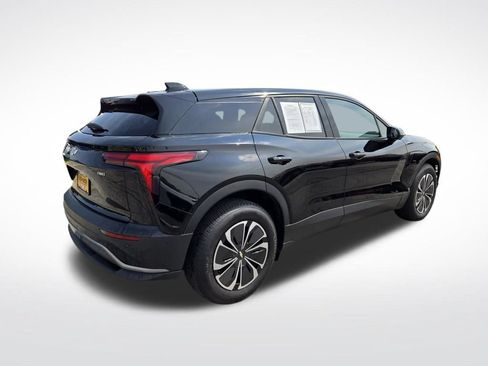 Used 2025 Chevrolet Blazer EV LT AWD/4WD image 3