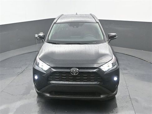 Used 2025 Toyota RAV4 XLE Premium image 29