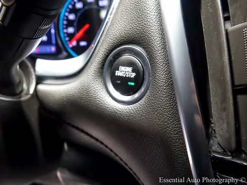 Certified 2023 Chevrolet Traverse RS image 24