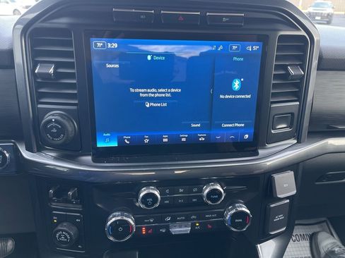 Used 2022 Ford F150 XLT w/ Equipment Group 302A High image 17