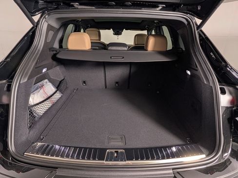 New 2026 Porsche Cayenne S AWD/4WD image 17
