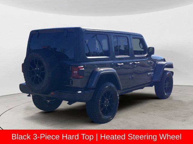 Used 2018 Jeep Wrangler Unlimited Sahara w/ Cold Weather Group AWD/4WD image 5