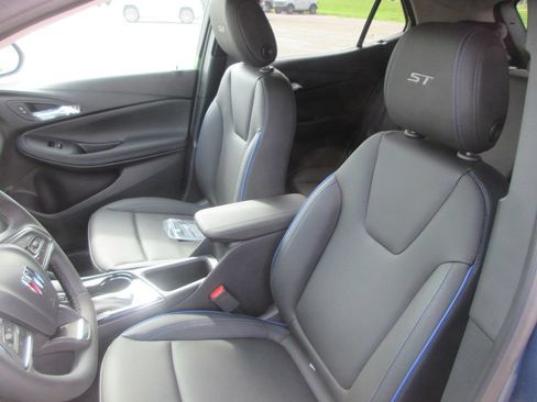 New 2026 Buick Encore GX Sport Touring FWD image 13