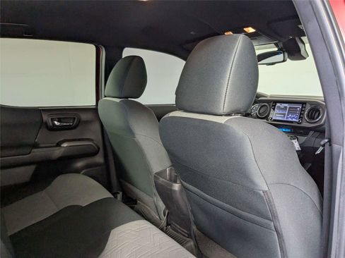 Used 2023 Toyota Tacoma TRD Off-Road w/ Technology Package image 29