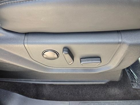 Used 2022 Ford Expedition XLT RWD image 17