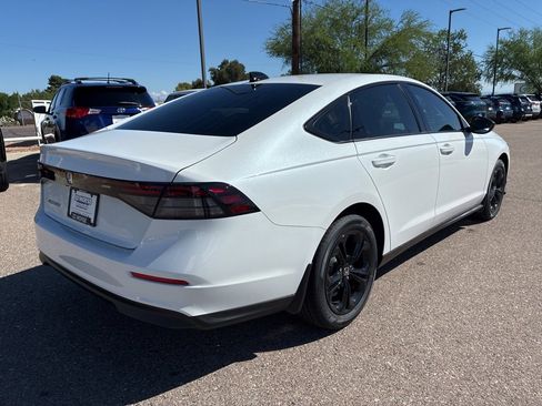 New 2025 Honda Accord SE image 5