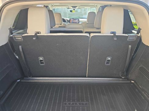 Certified 2026 INFINITI QX60 Luxe w/ Cargo Package FWD image 6